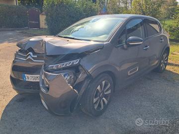 C3 40000km incidentata