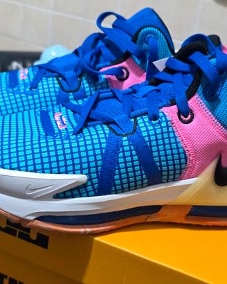 Nike Lebron Witness 7  EP