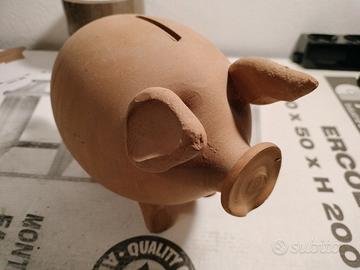 salvadanaio d'epoca in terracotta