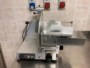Affettatrice professionale Sirman