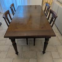 Tavolo allungabile Le Flabier + 4 sedie 