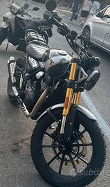 Triumph 400 scrambler