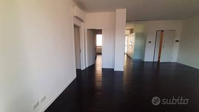 Appartamento di 142 m² con 5 locali a Udine