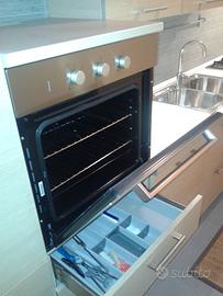 Cucina lineare in finitura rovere naturale