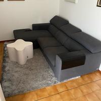 Divano con penisola reversibile