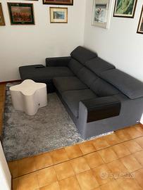 Divano con penisola reversibile