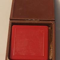 Rara, curiosa e singolare radio galena tascabile