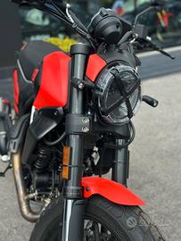 Ducati Scrambler FULL THROTTLE ROSSO GP KM ZERO