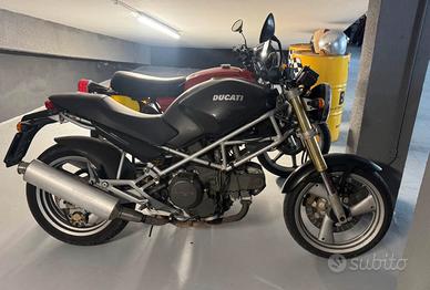DUCATI MONSTER 600 Dark