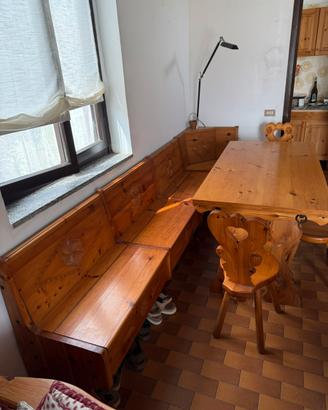 Tavolo e panca stile tirolese