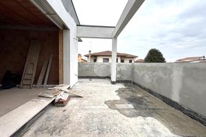 4 LOCALI A MARTELLAGO