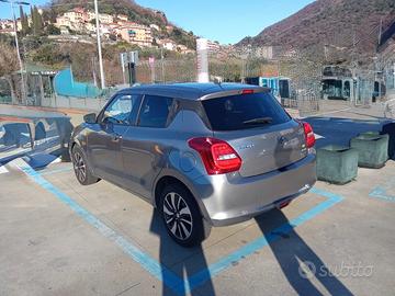 Suzuki Swift Allgrip 4x4 anno 2020 grigio met