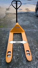 Transpallet manuale passo largo 680mm