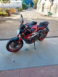 MV Agusta brutale 800