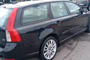 volvo v50 D3 anno 2011
