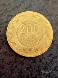 Rara 200 lire 1979 difetto di conio .