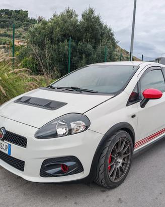 Grande punto Abarth