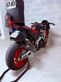 Aprilia Tuono v4 1100 Factory