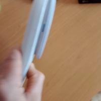 bilancia funzionante con due batterie AA