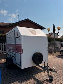 Carrello cresci moto chiuso