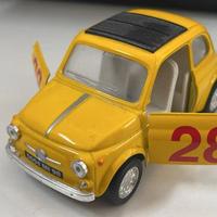 FIAT 500 - GIALLA - N° 28 - CARICA A MOLLA