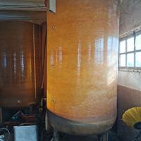 Serbatoi in vetroresina per vino 