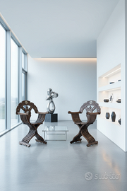 Coppia di sedie savonarola madreperla