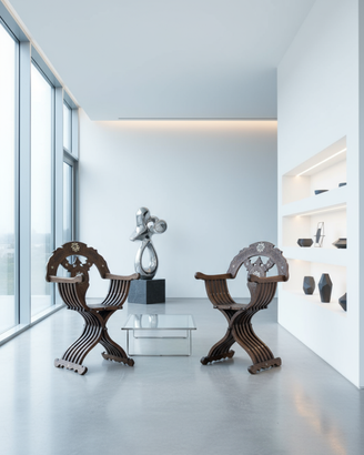 Coppia di sedie savonarola madreperla