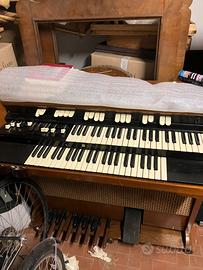 Organo hammond L122