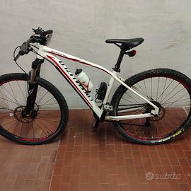 montain bike specialized rockhopper taglia m