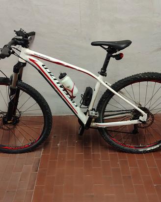 montain bike specialized rockhopper taglia m