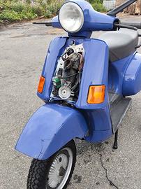 Vespa cosa 2 125