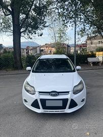 FORD FOCUS TITANIUM 2011