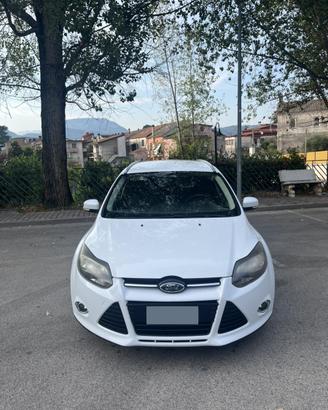 FORD FOCUS TITANIUM 2011