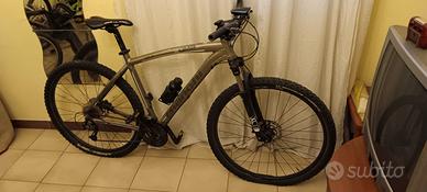  mtb bianchi kuma 29. con cambio shimano 