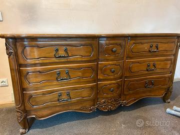 Cassettiera e comodini abbinati