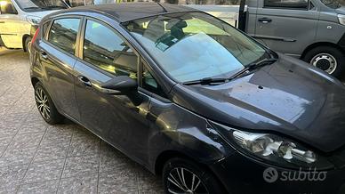 ford fiesta 2010