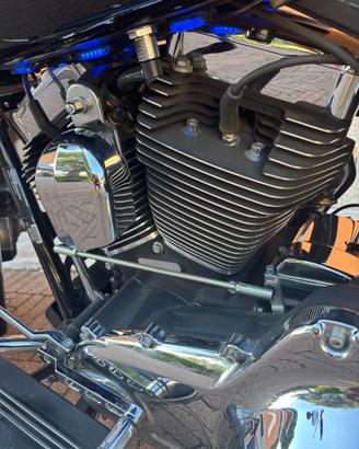 Moto Harley Street Glide1690Special