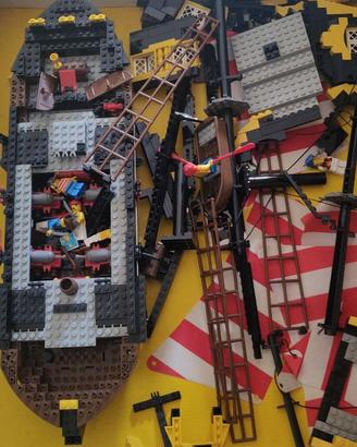 Set lego pirati e technic