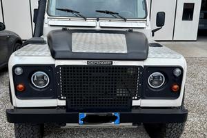 Land Rover Defender 1998 90 300tdi