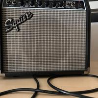 Amplificatore Champ (prodotto da Fender ) 28 W