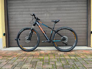 Mountain bike vkt 29