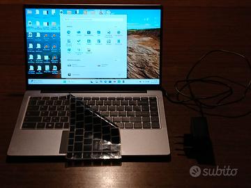 Mini notebook nuovissimo.