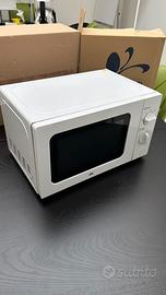 Microonde OK - Bianco, Compatto e Funzionale