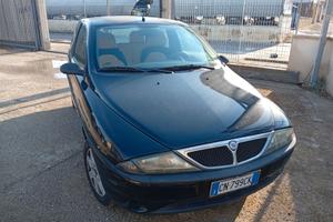Lancia Ypsilon 1.2 Oro