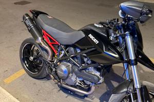Hypermotard 796