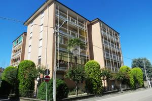 4 LOCALI A CASTELLAMONTE