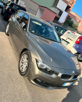 Bmw 318d touring motore B47 automatica restyling