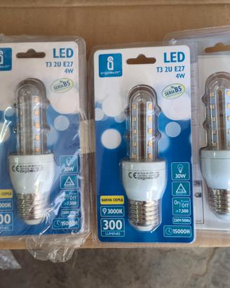 n. 3 lampadine