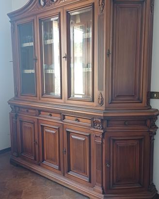 credenza in noce